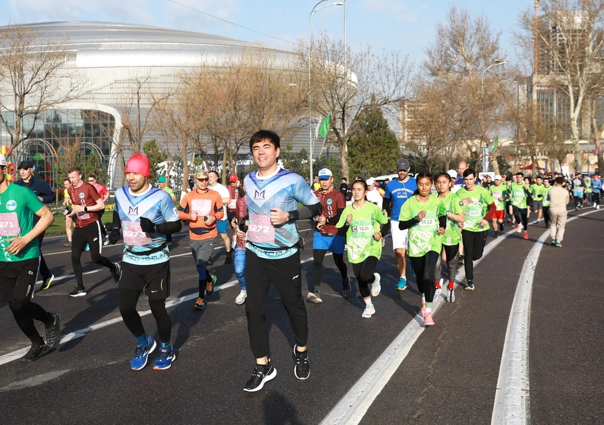 The 4th International Half Marathon was held in Tashkentшел IV